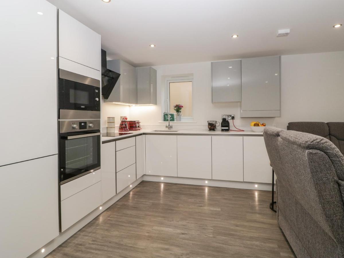 Flat 2, 38 Preston Road Appartement Weymouth Buitenkant foto