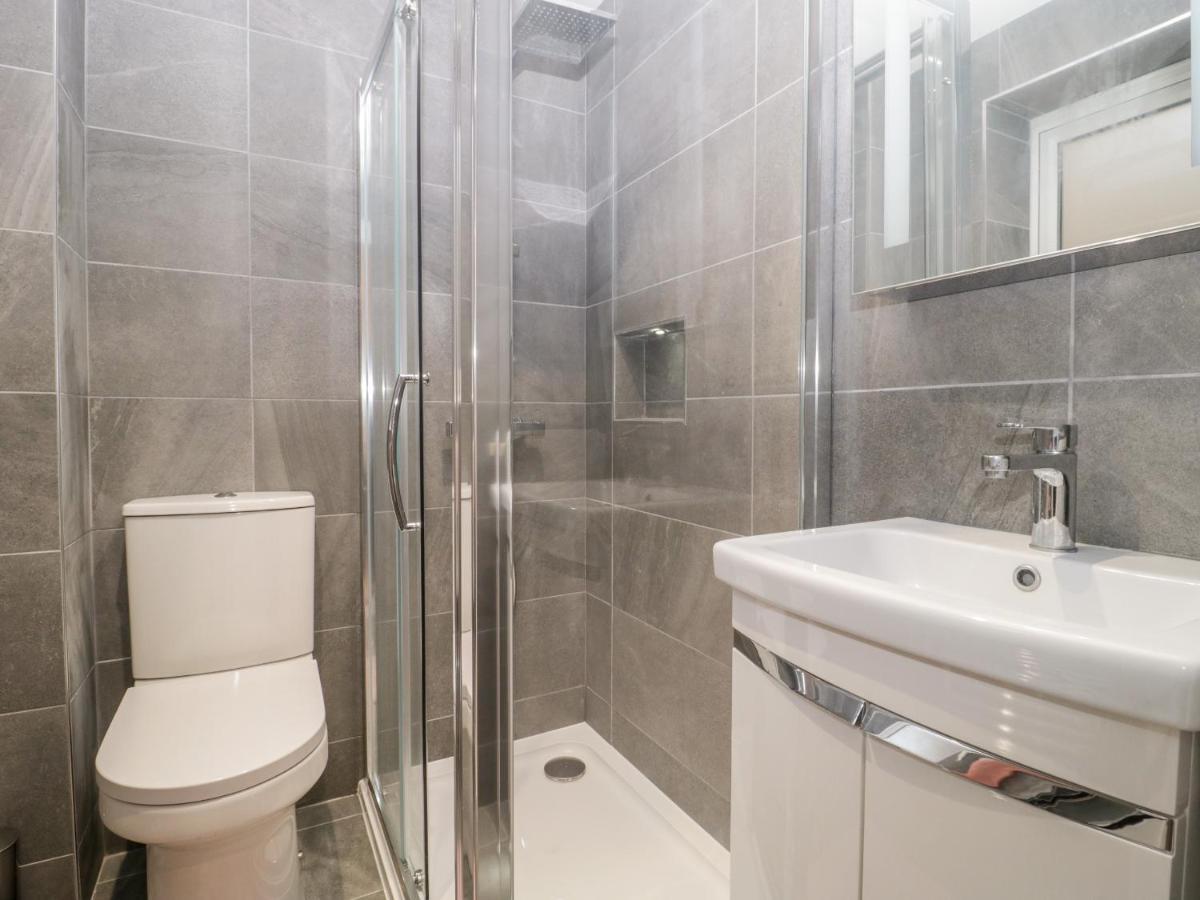 Flat 2, 38 Preston Road Appartement Weymouth Buitenkant foto